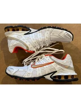 Nike Reax Run 2007 White/Orange Shoes (Women’s 7)